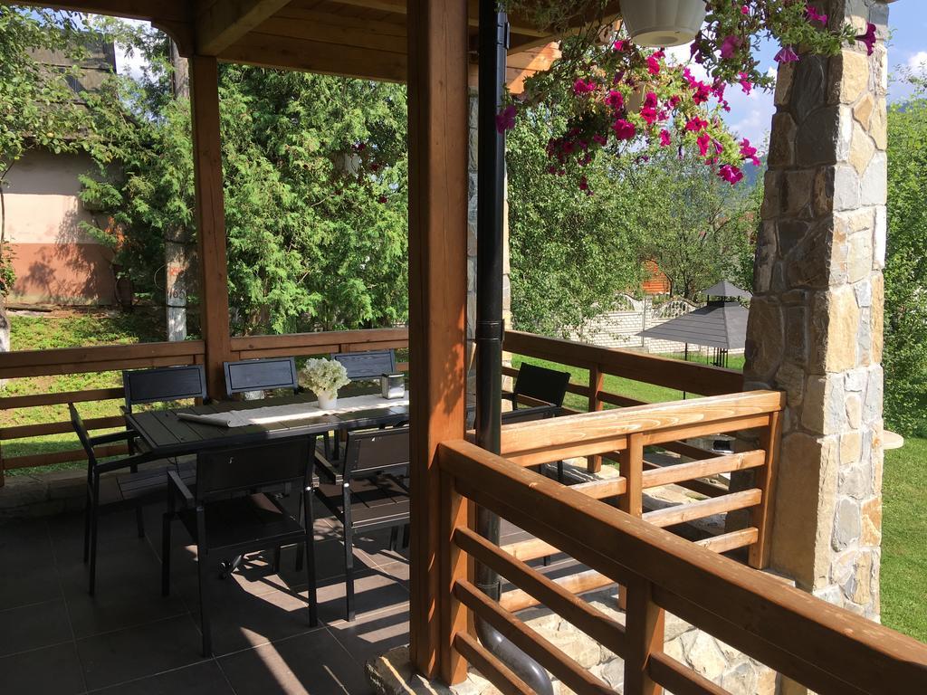 Cottage Familiya Verkhovyna Ngoại thất bức ảnh